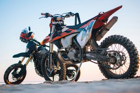 Royal Enfield vs Dirt Bike for Upper Mustang Which to Ride