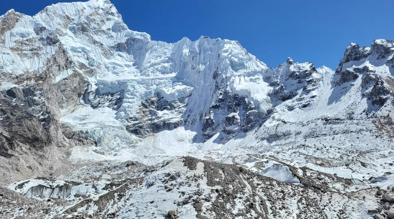 Gokyo - Chola Pass - EBC Trek