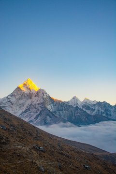 _beautiful-cloud-view-from-Everest-Base-Camp