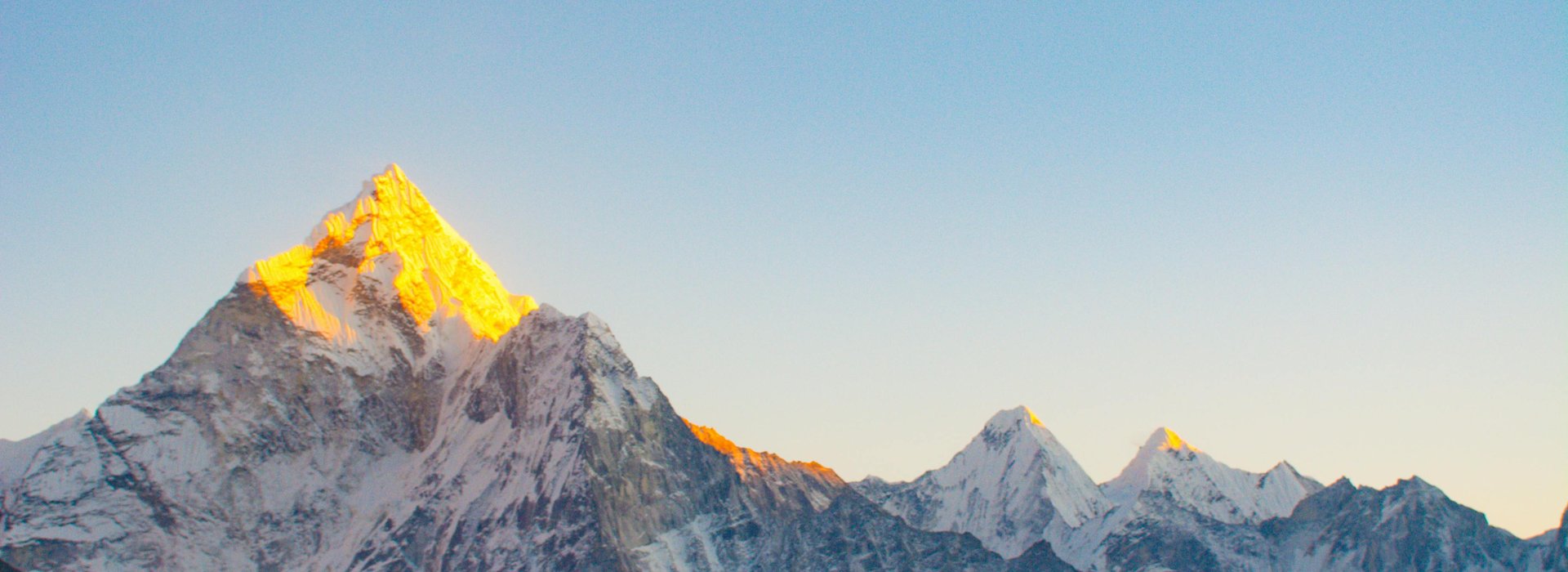_beautiful-cloud-view-from-Everest-Base-Camp