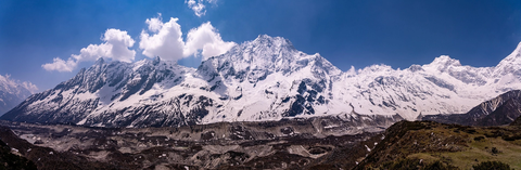 mount manaslu view in manaslu circuit region