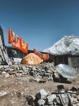 houses-around-Everest-base-camp