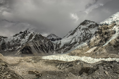 khumbu-icefall