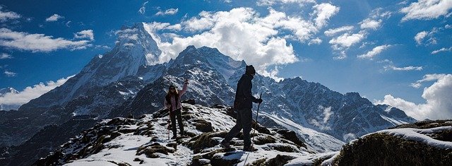 snow capped route on mardi himal
