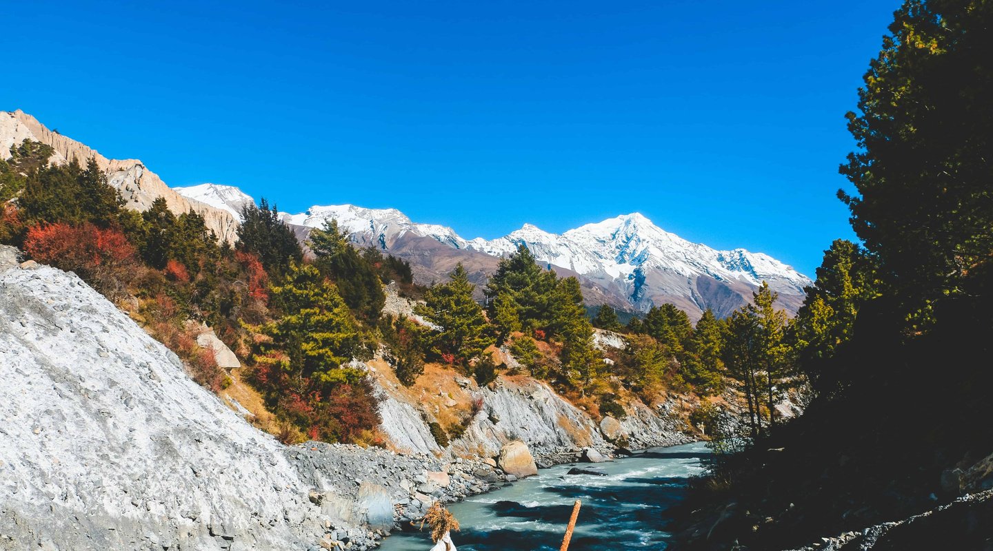 beautiful-river-on-the-way-to-north-annapurna-base-camp-trek