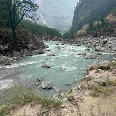 river-valley-view-manaslu-circuit-trek