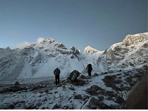 solo-manaslu-circuit-trek