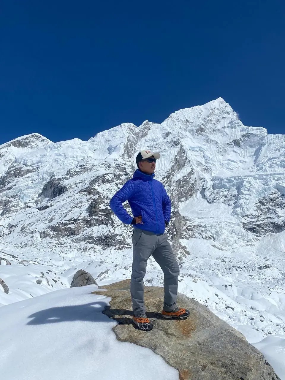 ultimate-everest-base-camp-island-peak-climbing
